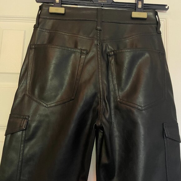 Gap Vegan Leather 90s Relaxed Cargo Pants – Black – Size 24 (00 Petite) - Picture 5 of 5